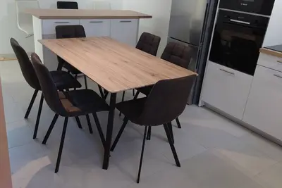 Image de Faites comme chez nous! Hébergement au calme, fonctionnel, aire de sport et jeux.