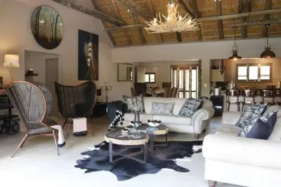 Image de Luvivane Luxury Villa in Marloth Park, close to the Kruger national Park