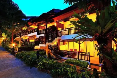 Image de Cozy townhome in Malay with fitness room and WiFi 180meters to white beach