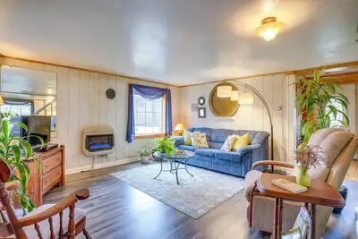 Image de 'Chateau Merlot' Cottage w/ Deck in Stanardsville