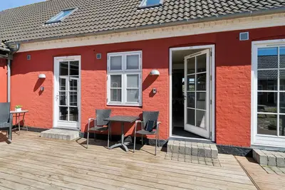 Image de Holiday apartment for 4 with shared pool