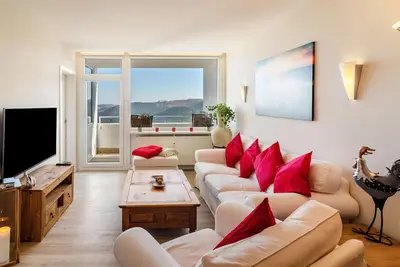 Image de Appartement \"Wolke8\" avec vue sur les montagnes, balcon et Wi-Fi