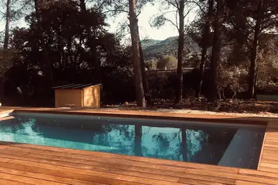 Image de Le Beausset villa contemporaine 140 m2 en campagne avec piscine. Plages Ă 8km.