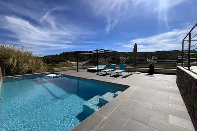 Image de Gîte avec jacuzzi privé entre mer, nature et vignobles – Hérault 34 (Vendémian)