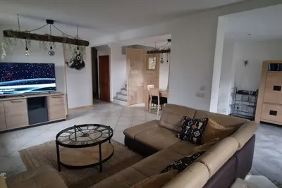 Image de Maison de Cathy et Jean-Louis, animaux acceptés, idéale pour familles et amis