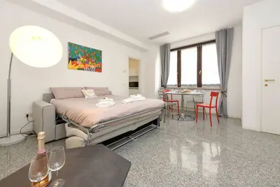 Mgh - Verona City Stay