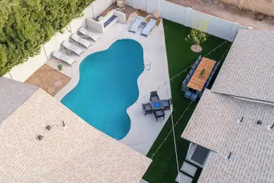 Image de Old Town 5bd 5ba Villa with Pool and Casita