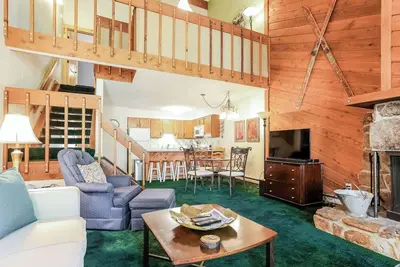 Image de Family Fun Condo – 2bdrm + Loft! Perfect for 6!