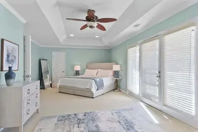 Image de Pool Oasis by Tybee & Downtown Savannah