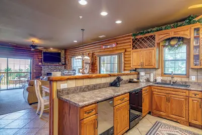 Image de 1br Village At Indian Point 2102 near Sdc - Free Tickets Daily ($500 Value)