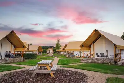 Image de Glamping tent with 6 sleeping places and a veranda