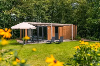 Image de 3-bedroom chalet with hot tub
