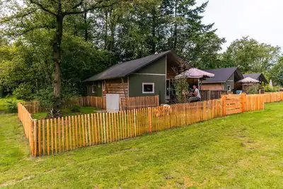 Image de Glamping tent with 3 bedrooms, private sanitary facilities and a terrace