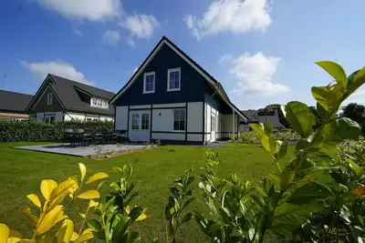 Image de Detached family villa with 4 bedrooms and a sauna