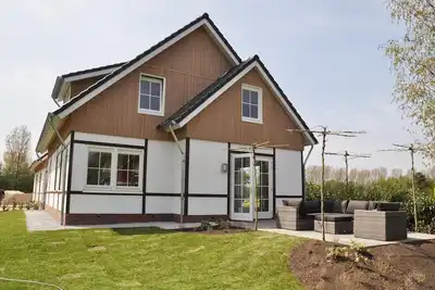 Image de Detached family villa with 5 bedrooms and an infrared sauna