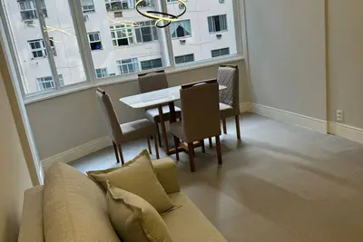 Image de 3-bedroom apartment in charming Copacabana Rio de Janeiro with WiFi, Ac