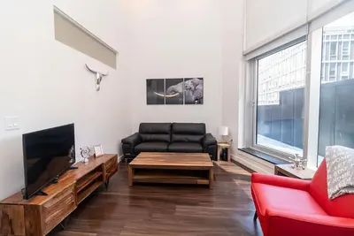Image de Chic 1br Apt with Lovely Views near Barrington St