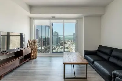 Image de Chic 2br Beltline Apt with Skyline Views and Patio
