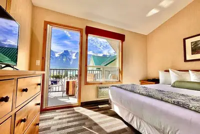 Image de Banff wood lodge- Mtnview/Chalet townhouse/7ppl