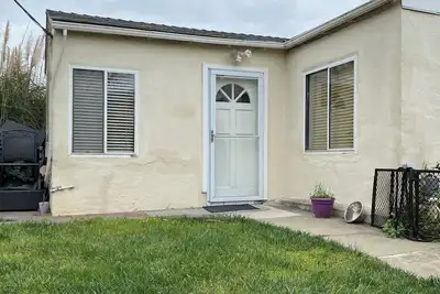 Image de Lovely house with WiFi in charming Alameda