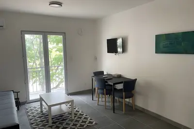 Image de Appartement avec terrasse privée bord d'étang