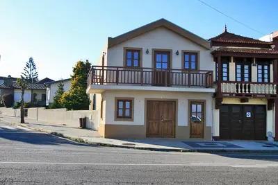 Image de Maison de vacances 'Casa Do Cais' avec vue sur la mer, Wi-Fi et climatisation
