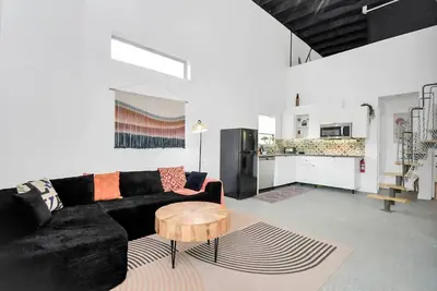 Image de Cozy Home•Sleeps11•High-Speed@WiFi500MBPS+