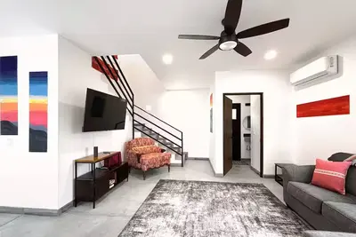 Image de 2 Casas, 1 Pool- Walk to Beach, Great for Groups!