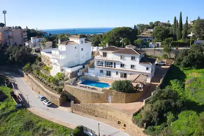 Image de 3077 Luxury Villa with Pool and Views in Elviria, Marbella