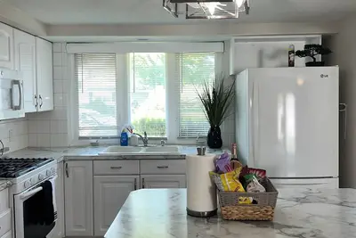 Image de Nyc Hideaway: Early Check-In, Free Parking, Fast WiFi, Airport 20 mins