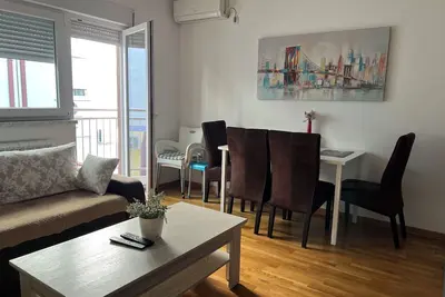 Image de Luxury apartment in a quiet part of the city, free parking