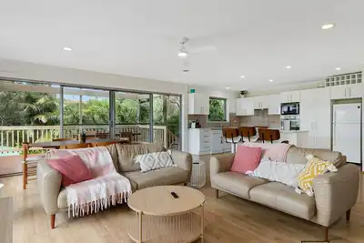 Image de Muwarra Beach House, at Malua Bay