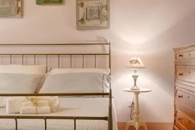 Image de Appartement avec 2 chambres et 2 salles de bains au rez-de-chaussée
