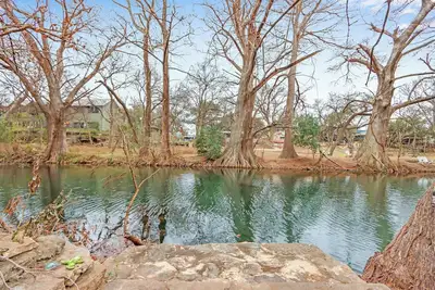 Owl Lodge I Creek access in Wimberley!