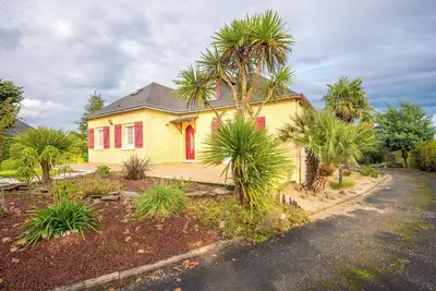 Image de maison au coeur des vignes