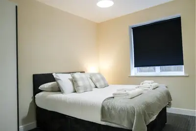 Image de Appartement-Exécutif-Salle de bain et douche-Vue sur Rue