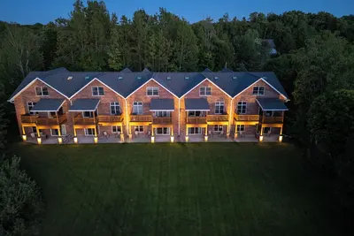 Image de #4 Lake Front Condo - Hamlin Lake, Ludington, Mi - 10 Guests