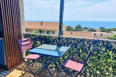 Image de Studio 25 M2, Vue Mer imprenable, Climatise, 300 M de la mer, résidence avec Piscine