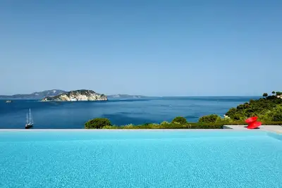 Image de Kurma Blue, villa with infinity pool and stunning sea view