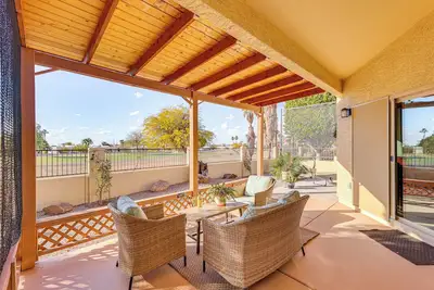 Image de Near Lakes & Trails: Mesa Home w/ Golf Course View