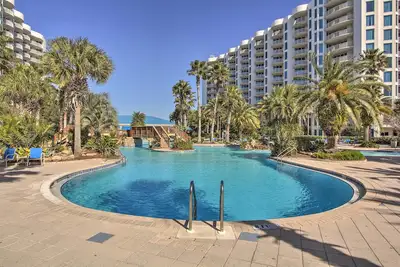 Image de 1 Mi to Henderson Beach: Condo w/ Resort Perks!