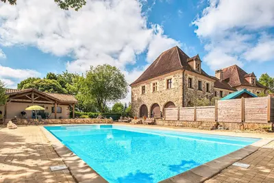 Image de Superbe maison Ă Sainte-Trie avec WiFi