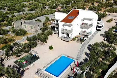 Image de Appartement confortable à Jezera avec.