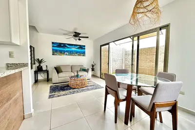 Image de New! Cute home w/ pool & many children's amenities!