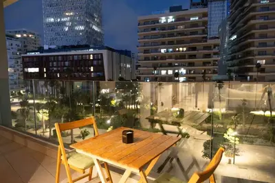 Image de Appartement au Cfc au dessus de l’Aeria Mall
