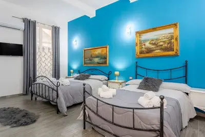 Image de Appartement 'La Dimora Di Elma' avec Wi-Fi et climatisation