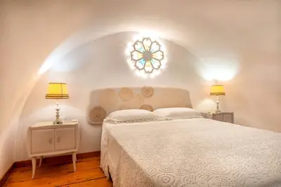 Image de Maison de vacances 'L'azzurra In Ostuni' avec Wi-Fi et climatisation