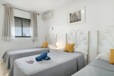 Image de Chambre \"101\" avec Wi-Fi et climatisation