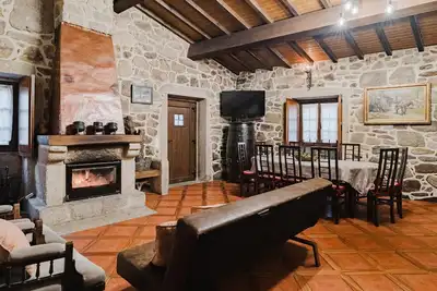 Image de Maison de vacances 'Casa Com 4 Quartos' avec terrasse partagée, balcon et Wi-Fi
