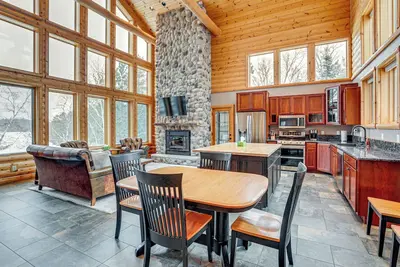 Image de Lakefront Gem w/ Dock & Views in Lac Du Flambeau